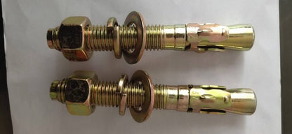 Expansion bolt